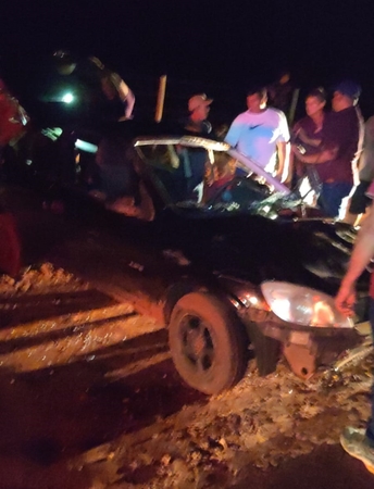 Left or right b300fdc5 859e 459a 8eb4 b2545f729123