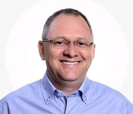 Left or right tuta qj6xpnq