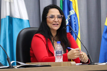 Left or right vereadora lucimar viana