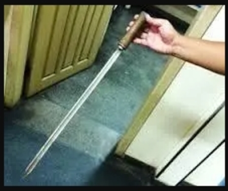 Left or right espeto