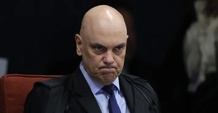 Left or right 734517b033e6af2373c00603fbbd6ab7