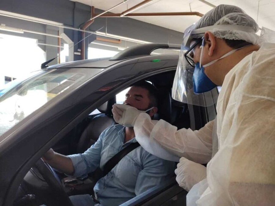 Center 2csunpo98d8g0