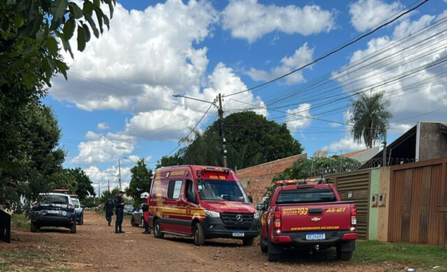 Center 2nn68jpzqjcw8