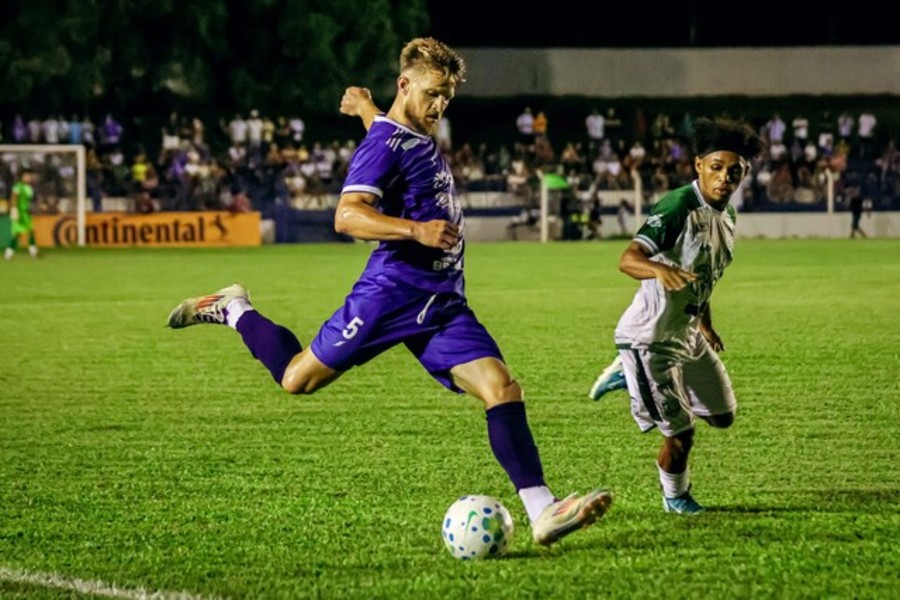 Center 1gn4alv3xxfcw