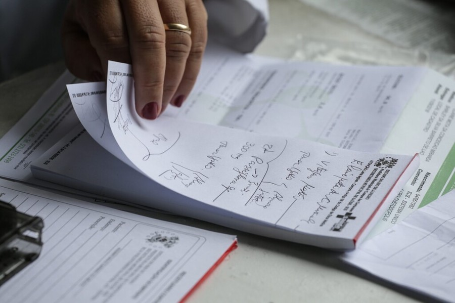 Center 2ci8jxo34l5wg