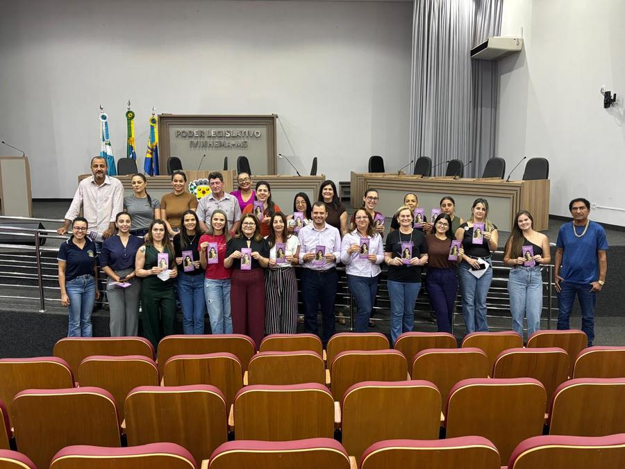 Center capa agosto lil s